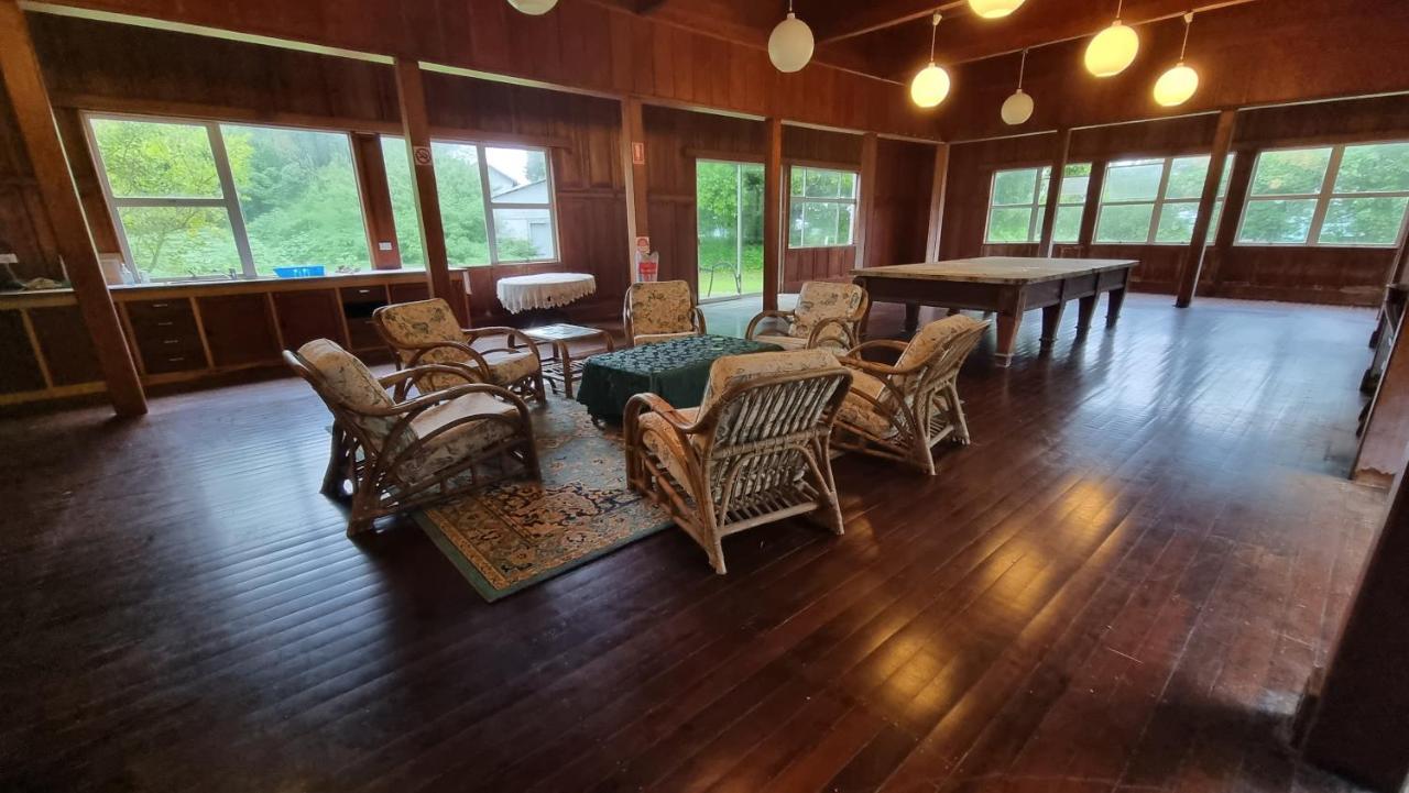 Oceania House Hotel Bantam Village ภายนอก รูปภาพ