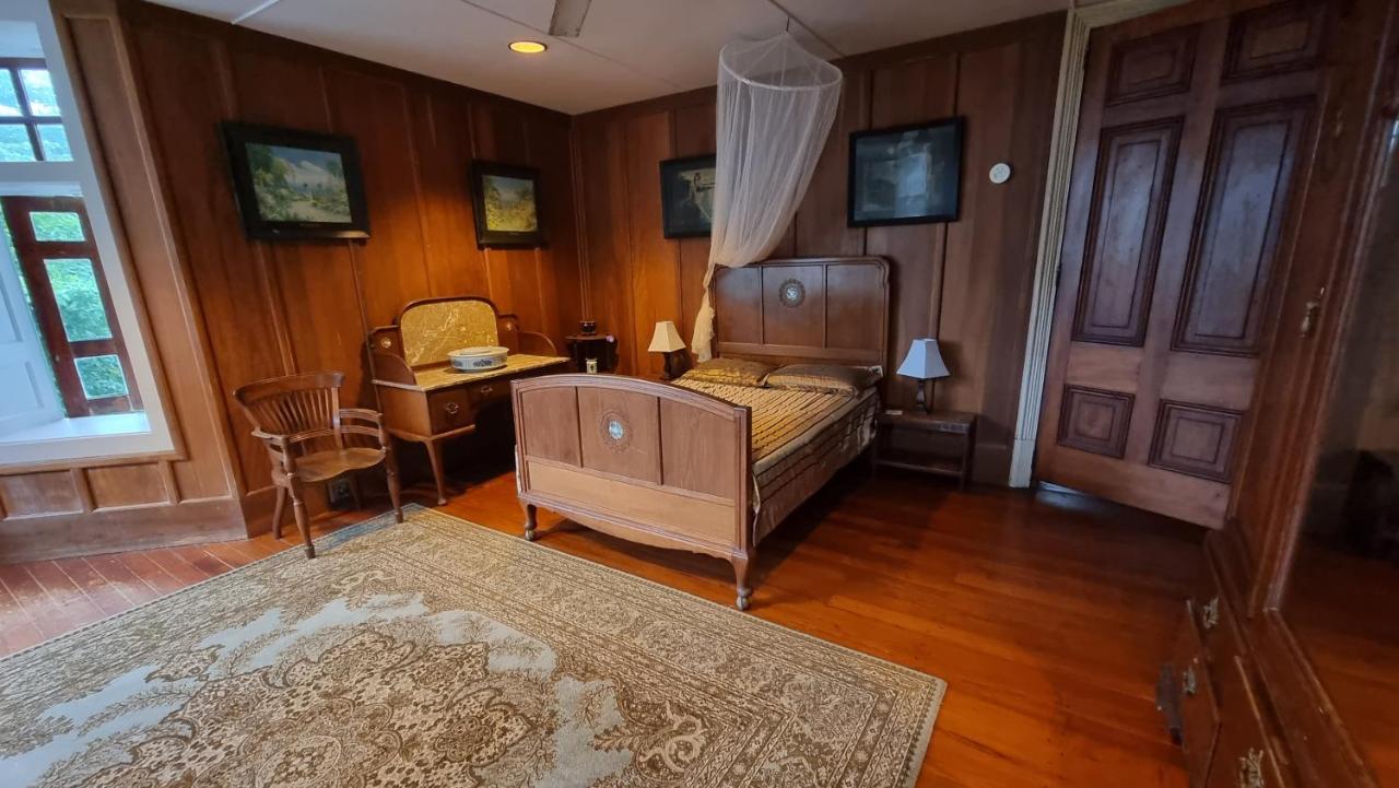 Oceania House Hotel Bantam Village ภายนอก รูปภาพ